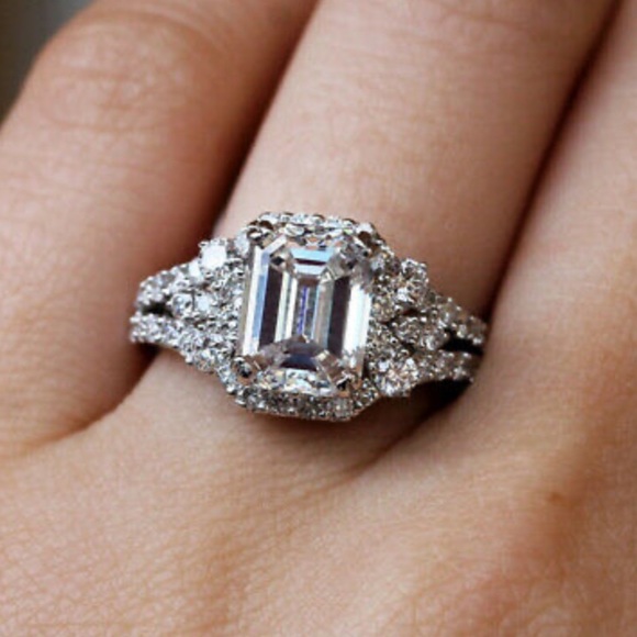 NEW 925 Silver Gorgeous Ring - Picture 3 of 9